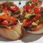 Bruschetta ai Peperoni sott´olio - Bruschetta mit selbstgemachte eingelechte Paprika