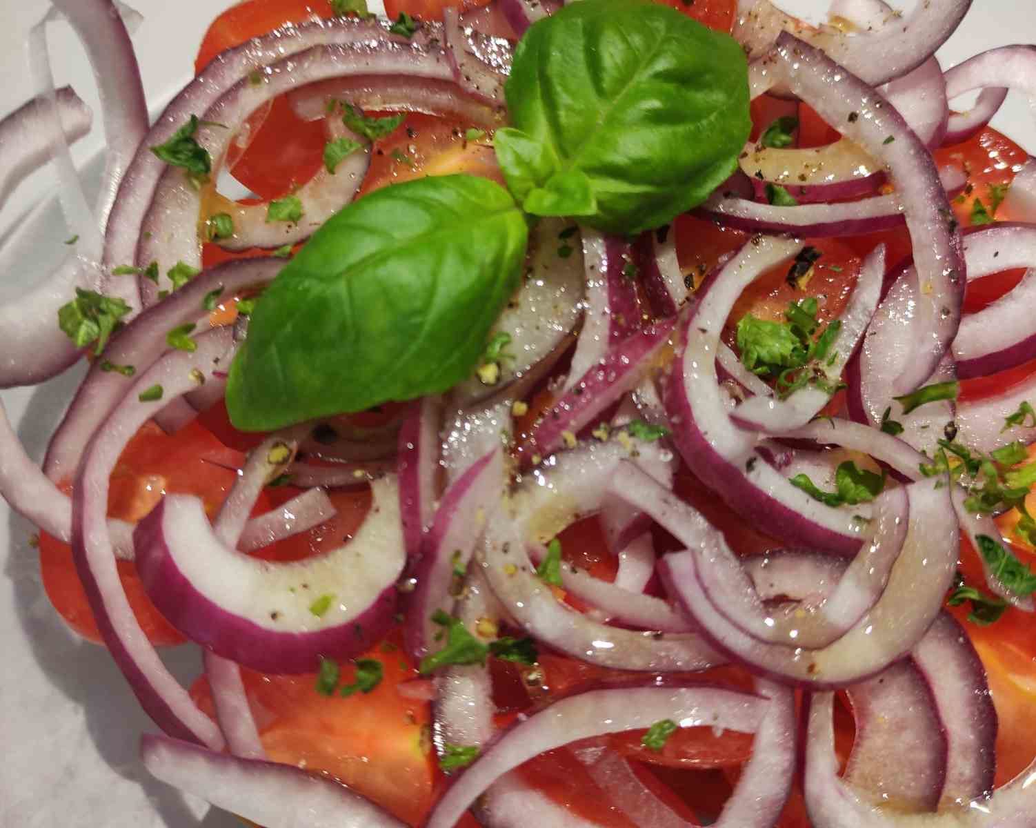 Insalata Pomodori e Cipolla