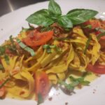 Tagliatelle con Bottarga e Pomodorini - Tagliatelle mit Bottarga und Kirschtomaten